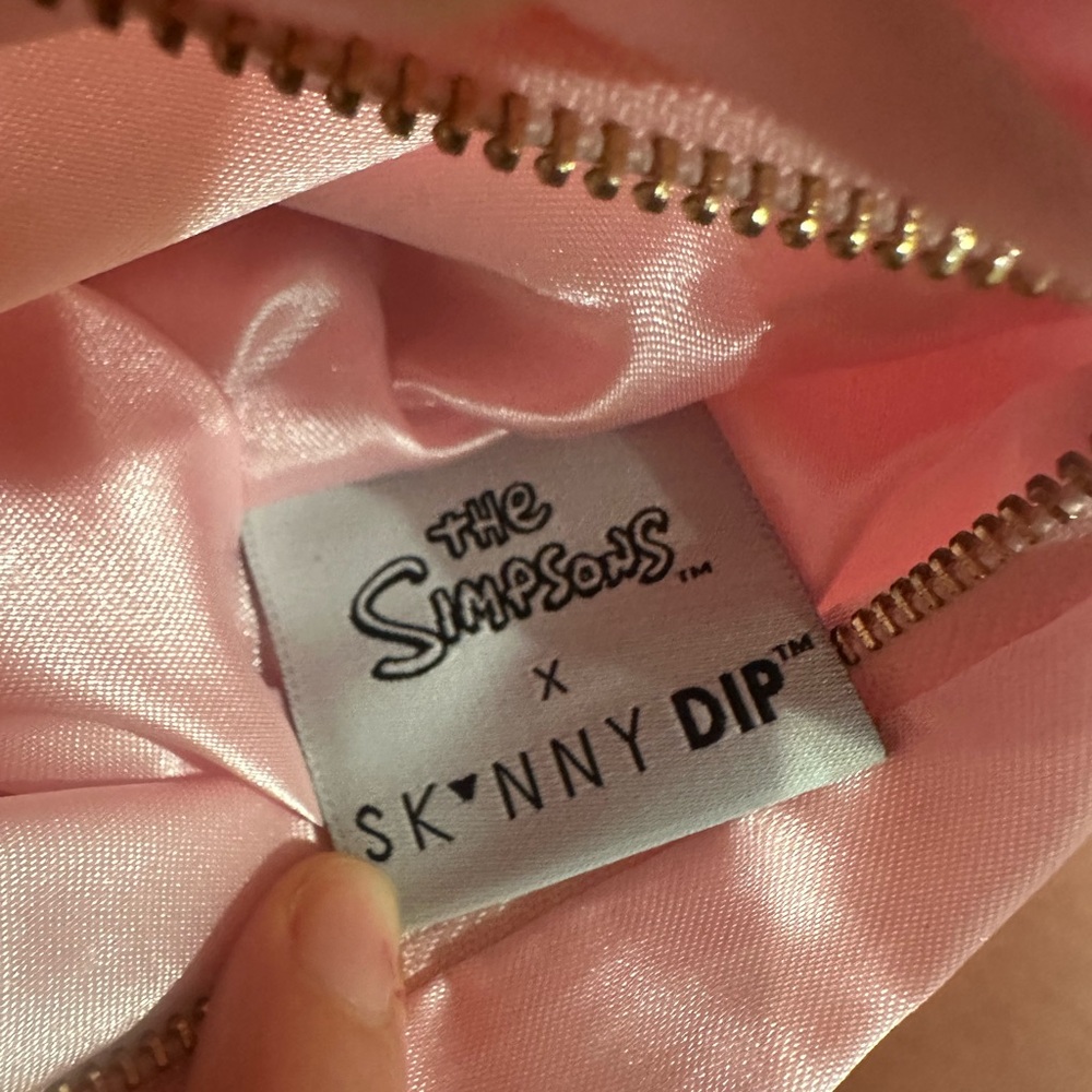 2016 Skinny Dip, Moe Pillow make up bag - Picture 11 of 17